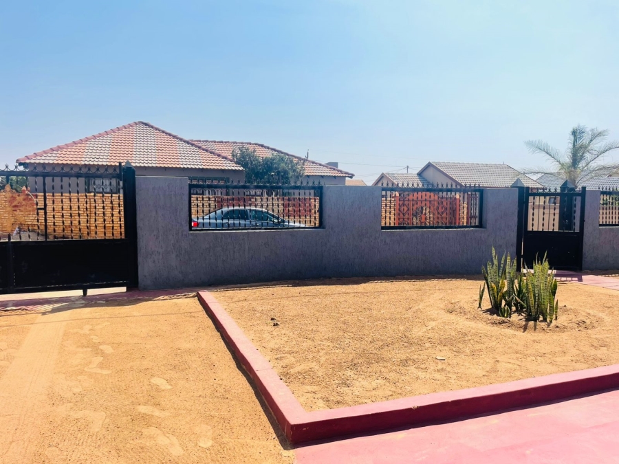 3 Bedroom Property for Sale in Soshanguve HH Gauteng