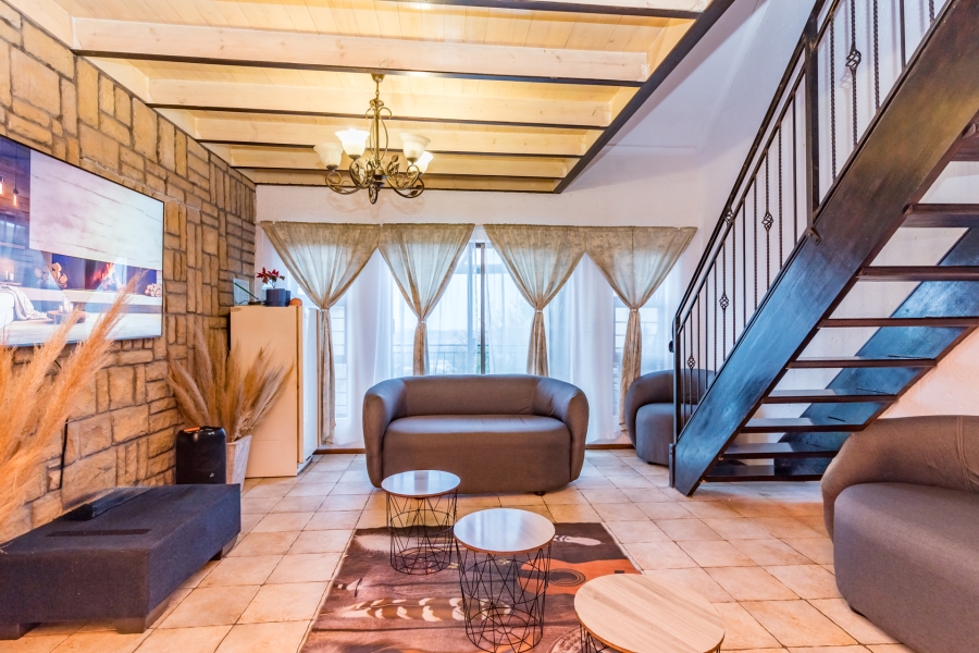 3 Bedroom Property for Sale in Allens Nek Gauteng