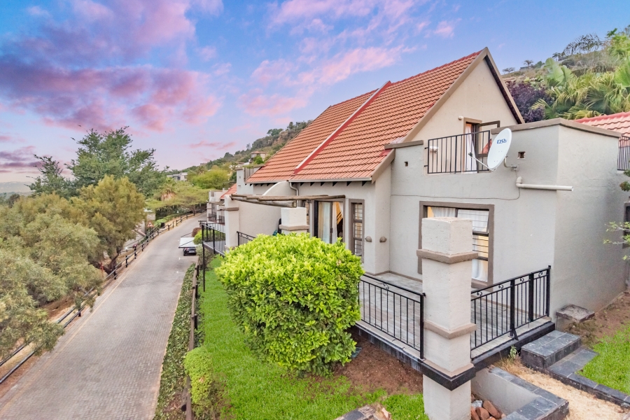 3 Bedroom Property for Sale in Allens Nek Gauteng