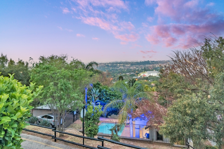 3 Bedroom Property for Sale in Allens Nek Gauteng