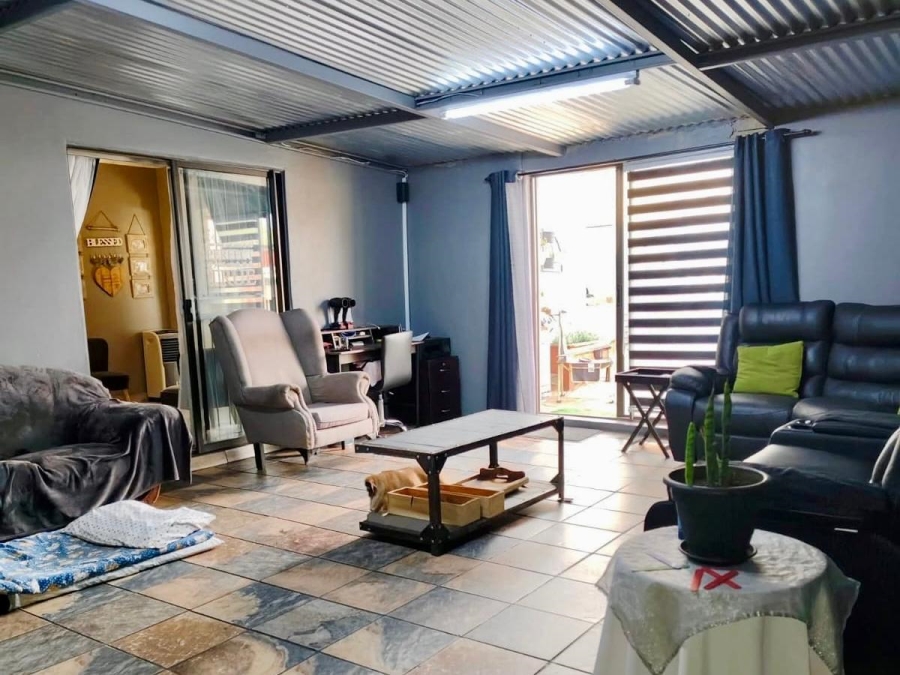 4 Bedroom Property for Sale in Vanderbijlpark Cw 6 Gauteng