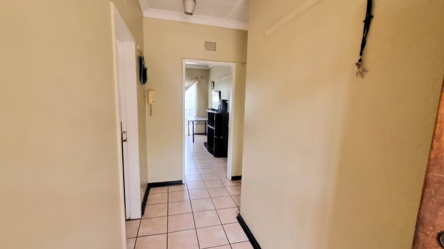 2 Bedroom Property for Sale in Parkhill Gardens Gauteng