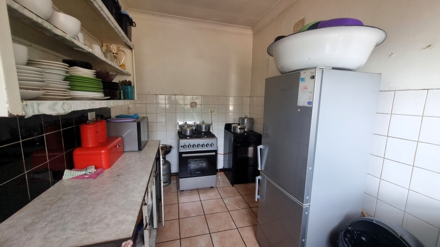 2 Bedroom Property for Sale in Parkhill Gardens Gauteng