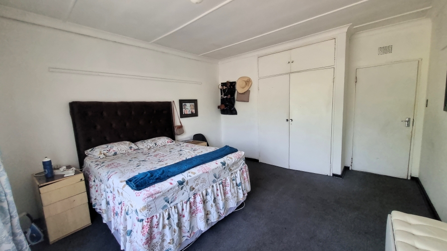2 Bedroom Property for Sale in Parkhill Gardens Gauteng
