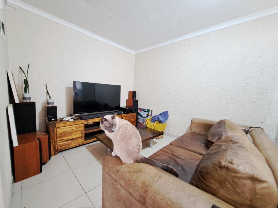 To Let 3 Bedroom Property for Rent in Morningside Manor Gauteng