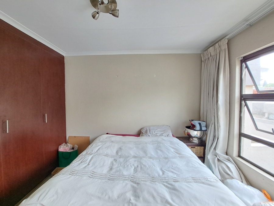 To Let 3 Bedroom Property for Rent in Morningside Manor Gauteng