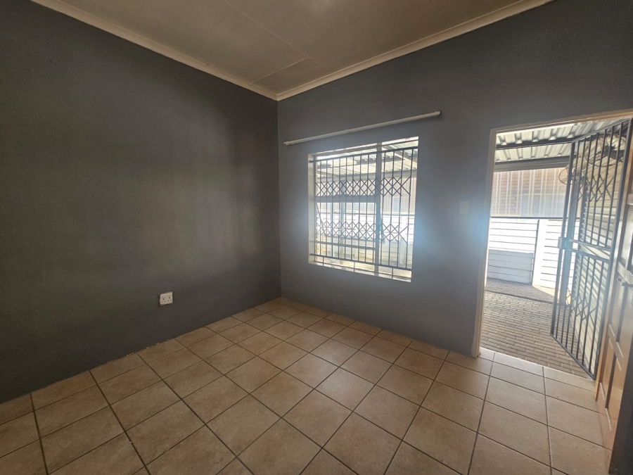 3 Bedroom Property for Sale in Greenhills Gauteng