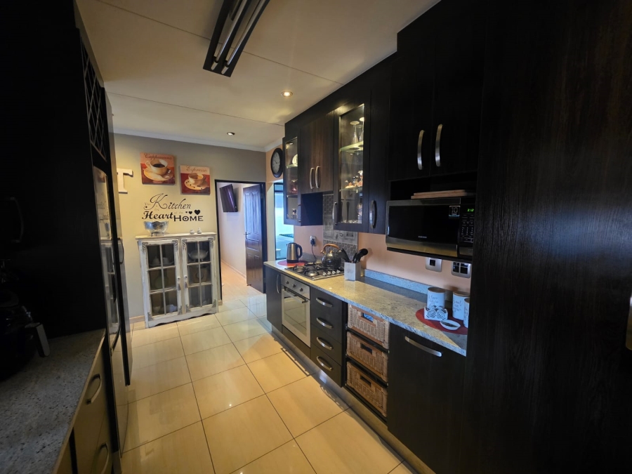 3 Bedroom Property for Sale in Pomona Gauteng