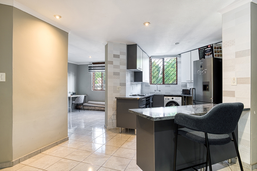 3 Bedroom Property for Sale in Victory Park Gauteng