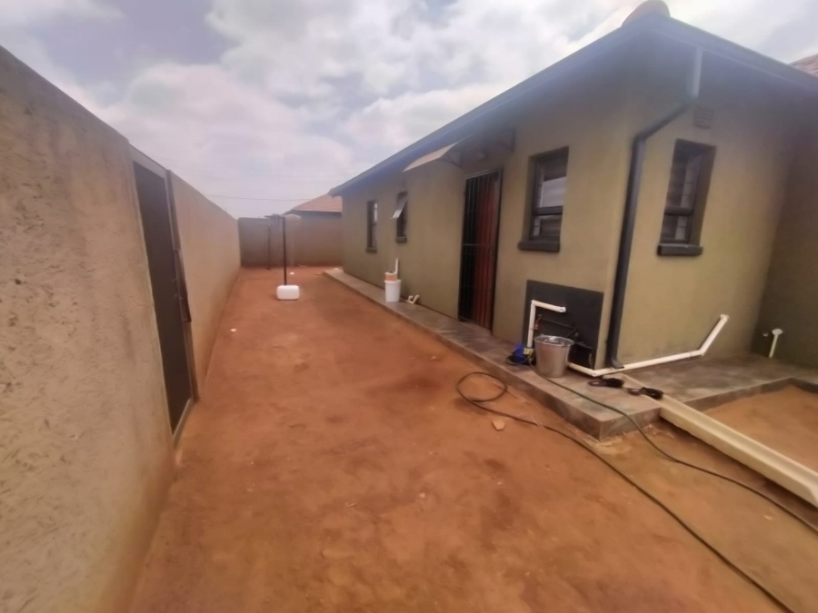 3 Bedroom Property for Sale in Protea Glen Gauteng