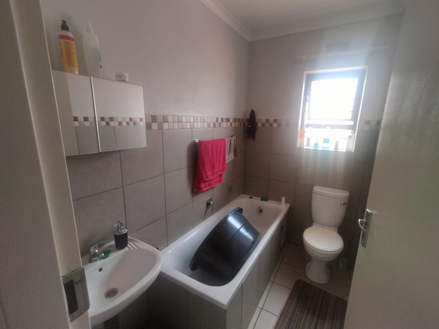 3 Bedroom Property for Sale in Protea Glen Gauteng