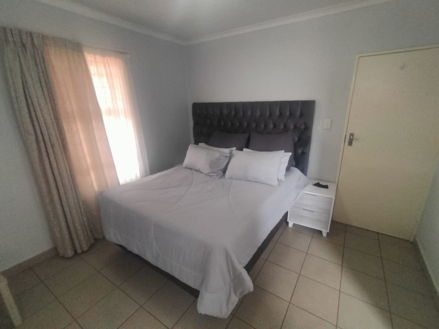 3 Bedroom Property for Sale in Protea Glen Gauteng