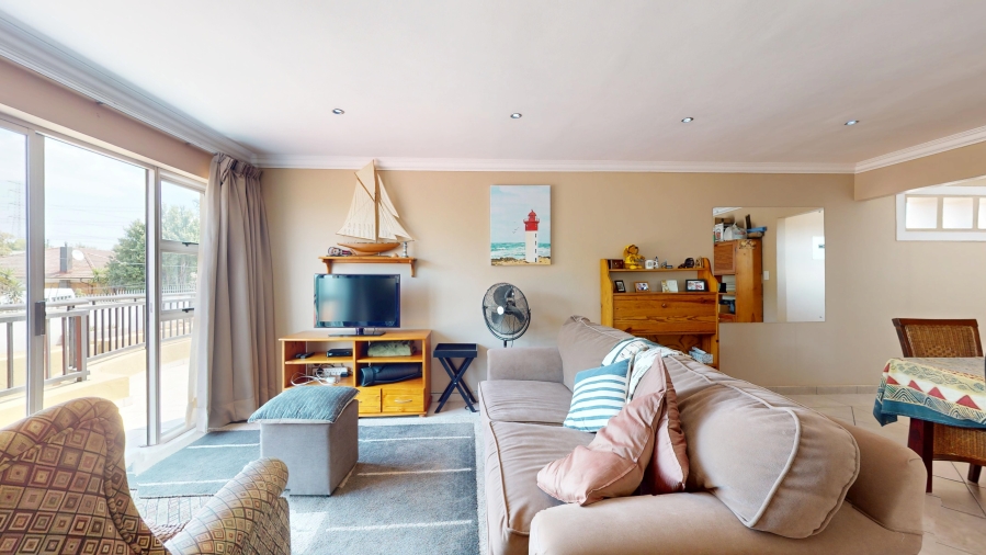 5 Bedroom Property for Sale in Dawnview Gauteng