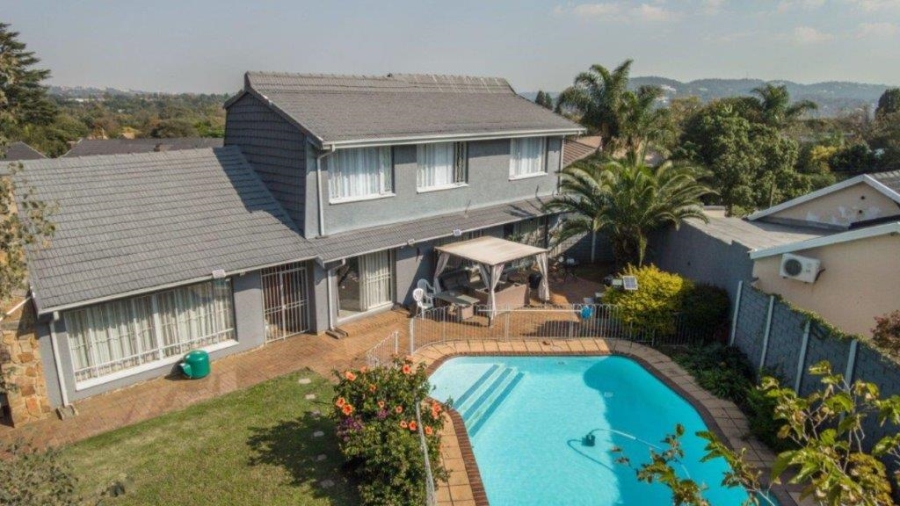 6 Bedroom Property for Sale in Dowerglen Ext 3 Gauteng