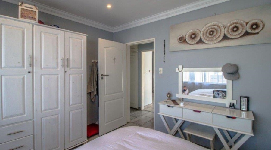 6 Bedroom Property for Sale in Dowerglen Ext 3 Gauteng