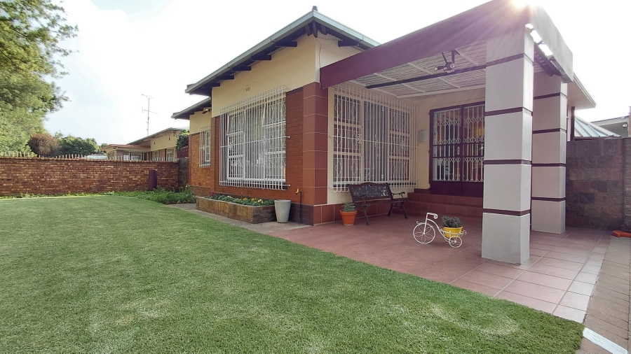 3 Bedroom Property for Sale in Comet Gauteng