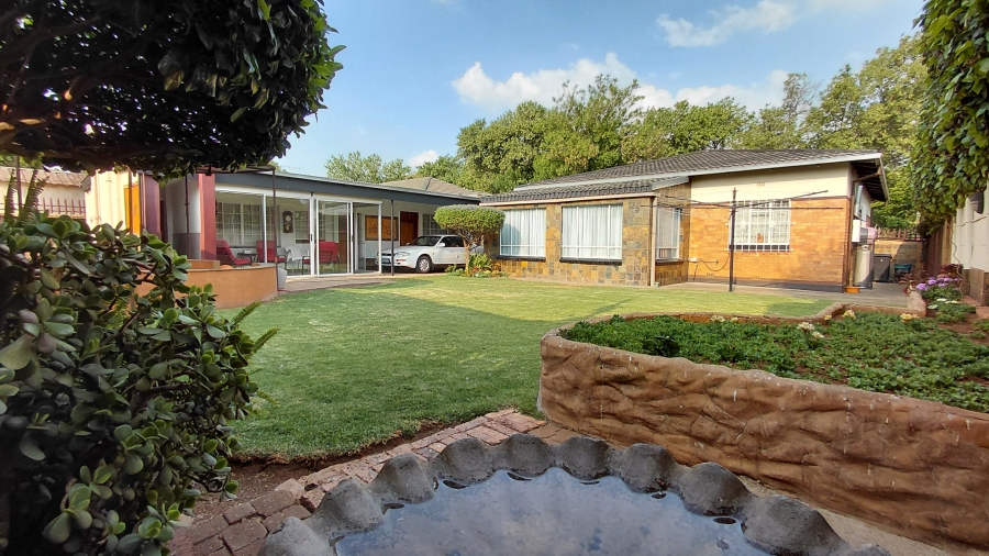 3 Bedroom Property for Sale in Comet Gauteng
