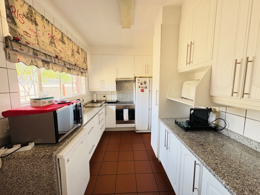 3 Bedroom Property for Sale in Freeway Park Gauteng
