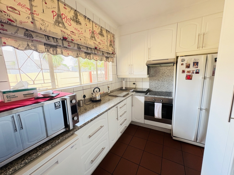 3 Bedroom Property for Sale in Freeway Park Gauteng