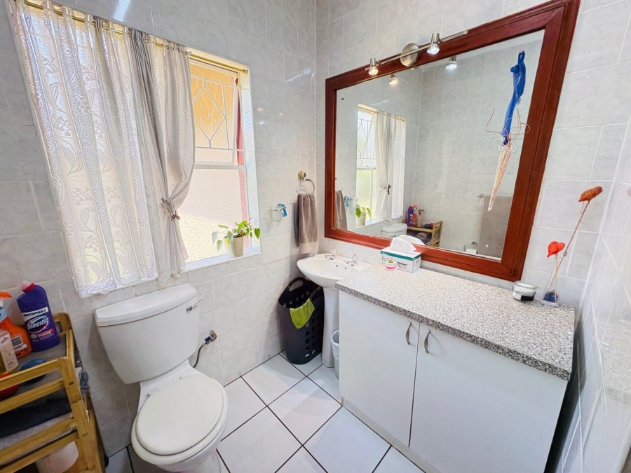 3 Bedroom Property for Sale in Freeway Park Gauteng