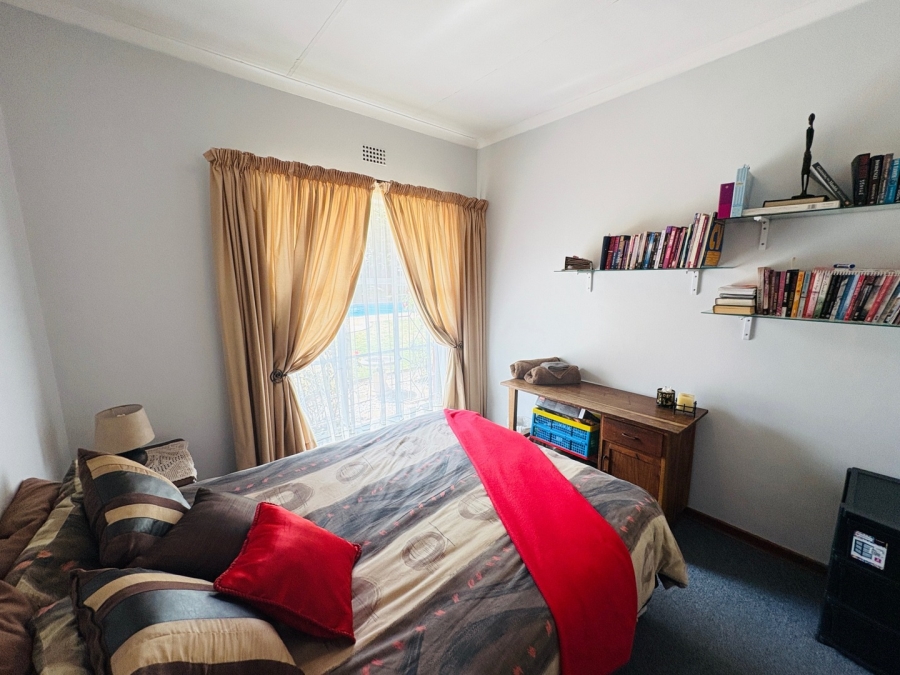 3 Bedroom Property for Sale in Freeway Park Gauteng