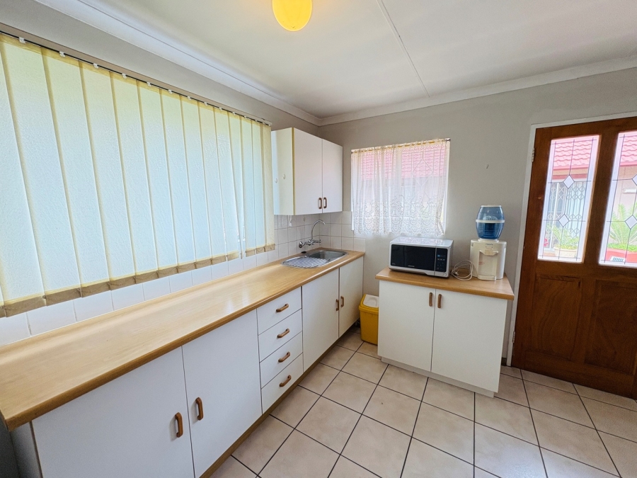 3 Bedroom Property for Sale in Freeway Park Gauteng