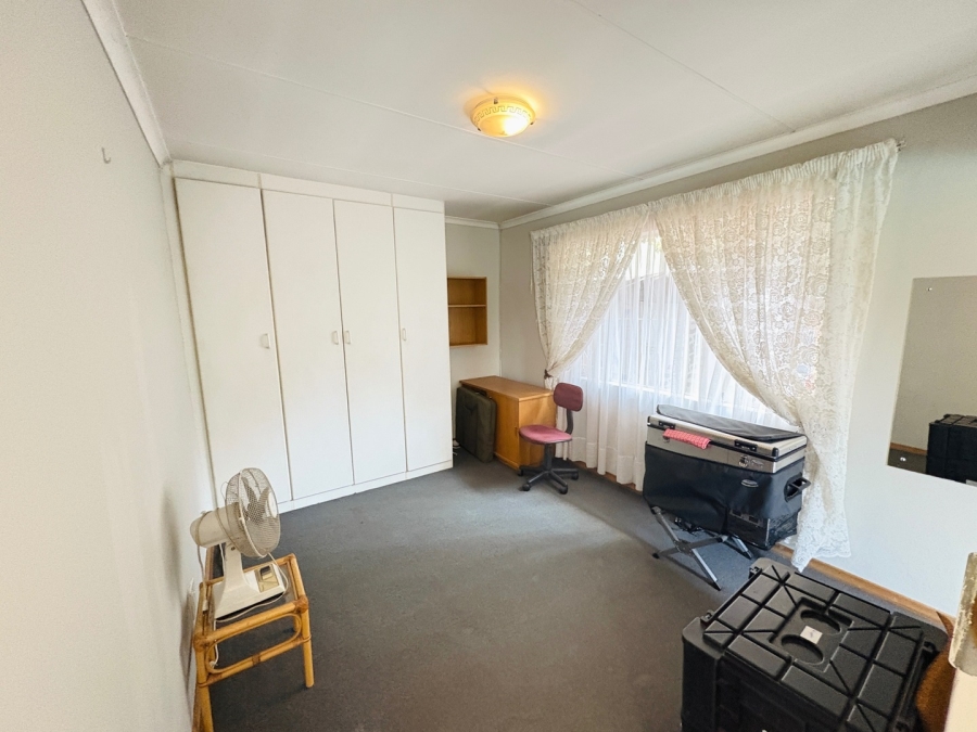 3 Bedroom Property for Sale in Freeway Park Gauteng