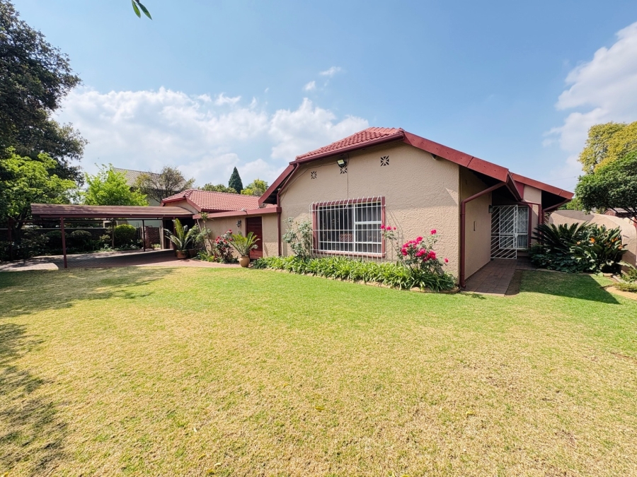 3 Bedroom Property for Sale in Freeway Park Gauteng