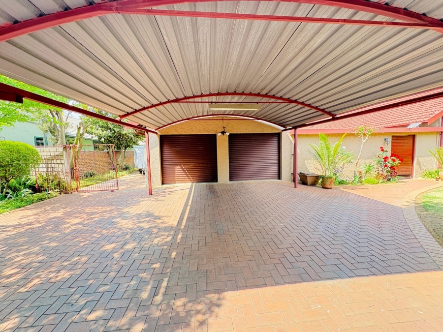 3 Bedroom Property for Sale in Freeway Park Gauteng