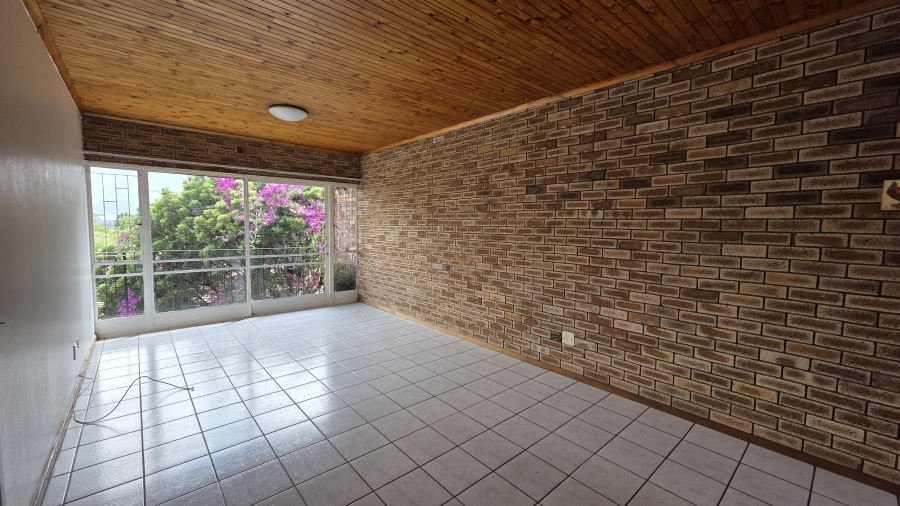 2 Bedroom Property for Sale in Waterkloof Glen Gauteng
