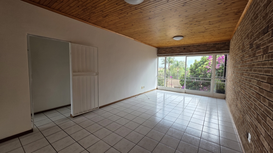 2 Bedroom Property for Sale in Waterkloof Glen Gauteng