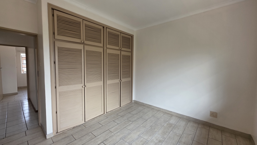 2 Bedroom Property for Sale in Waterkloof Glen Gauteng