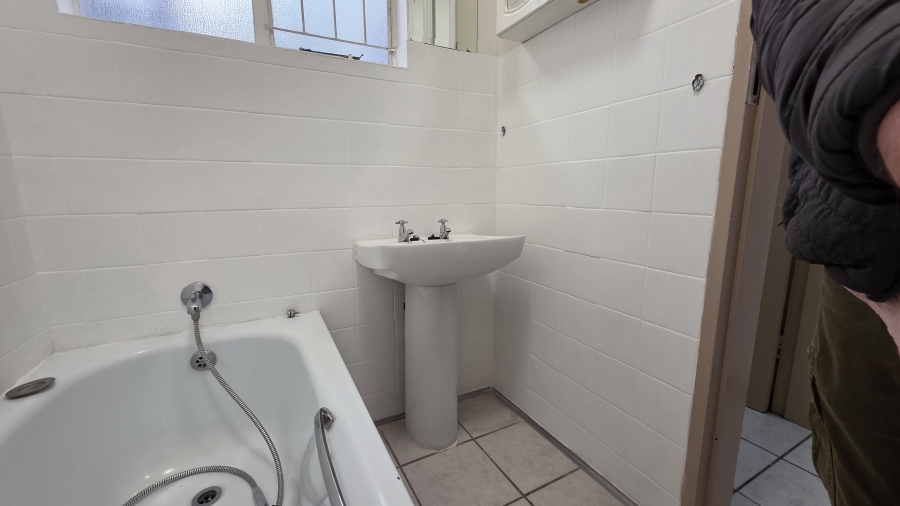 2 Bedroom Property for Sale in Waterkloof Glen Gauteng