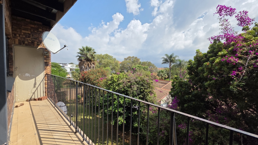 2 Bedroom Property for Sale in Waterkloof Glen Gauteng