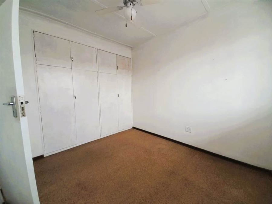 2 Bedroom Property for Sale in New Redruth Gauteng