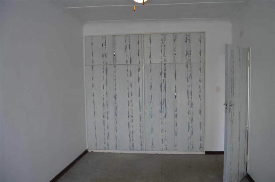 2 Bedroom Property for Sale in New Redruth Gauteng