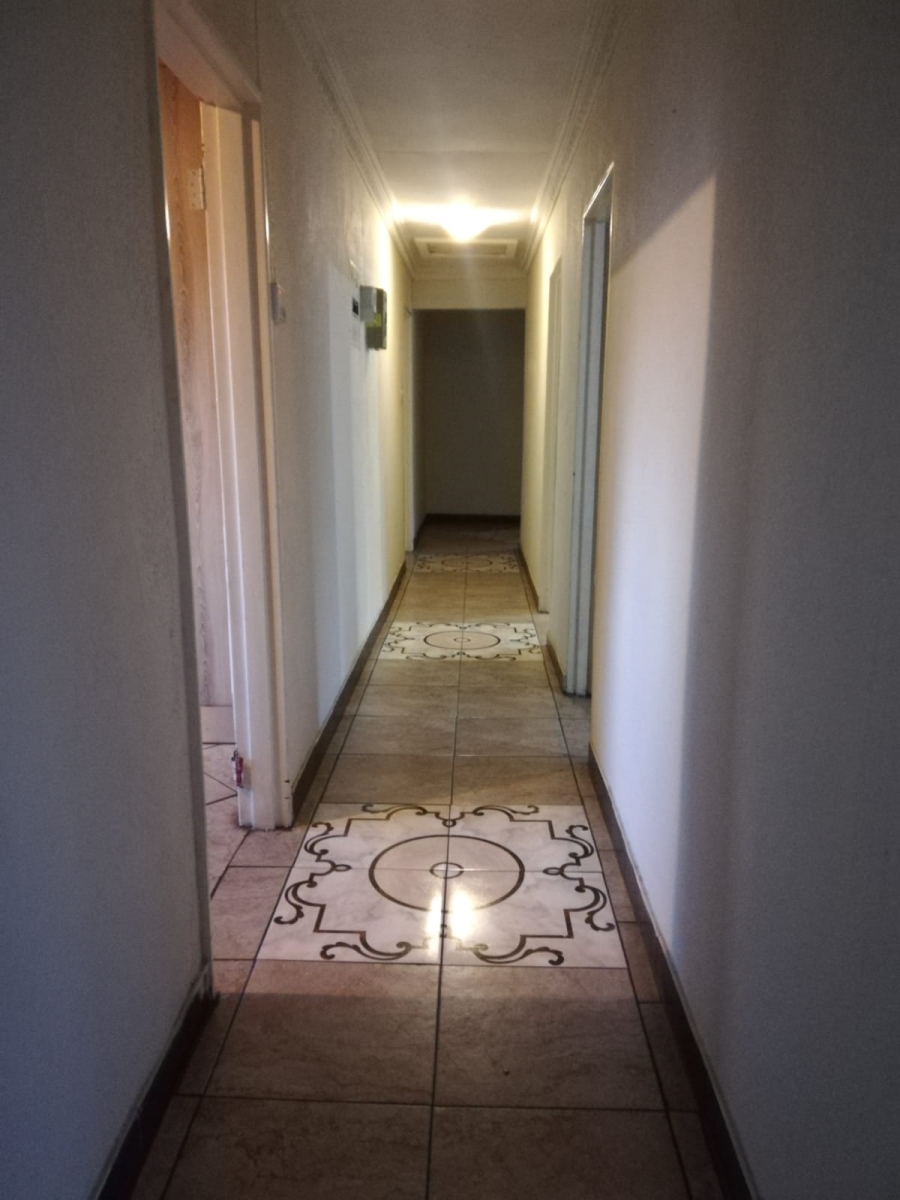4 Bedroom Property for Sale in Bedworth Park Gauteng