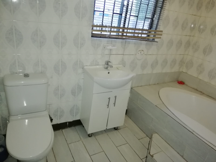 4 Bedroom Property for Sale in Bedworth Park Gauteng