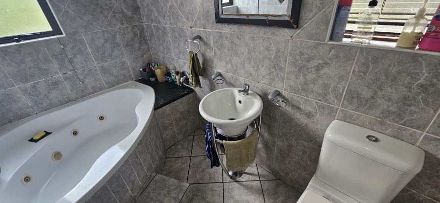 3 Bedroom Property for Sale in New Market Gauteng