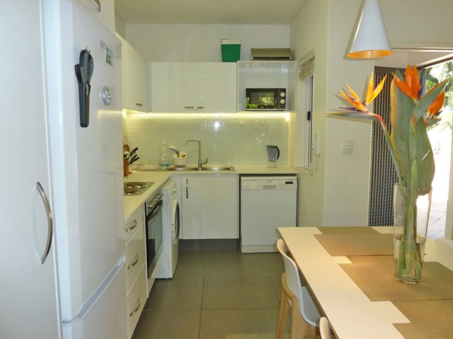 2 Bedroom Property for Sale in Inanda Gauteng