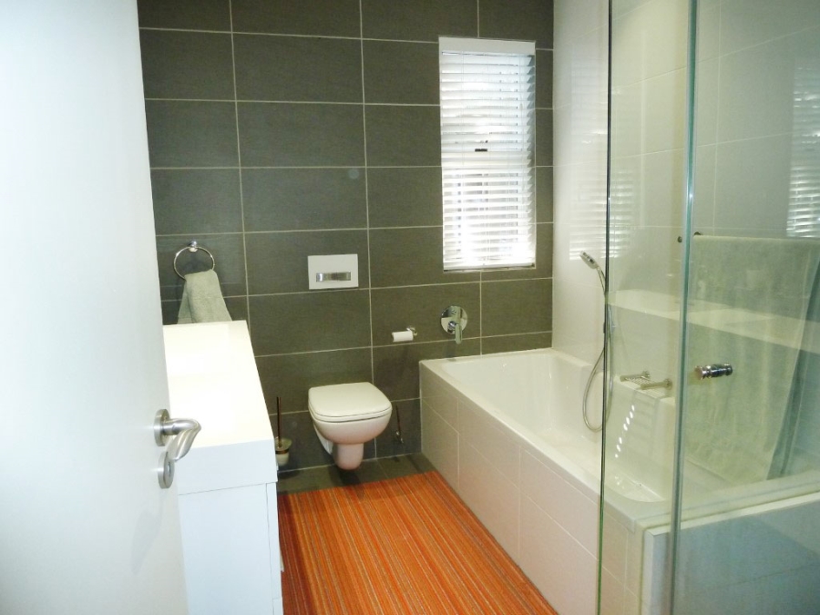 2 Bedroom Property for Sale in Inanda Gauteng
