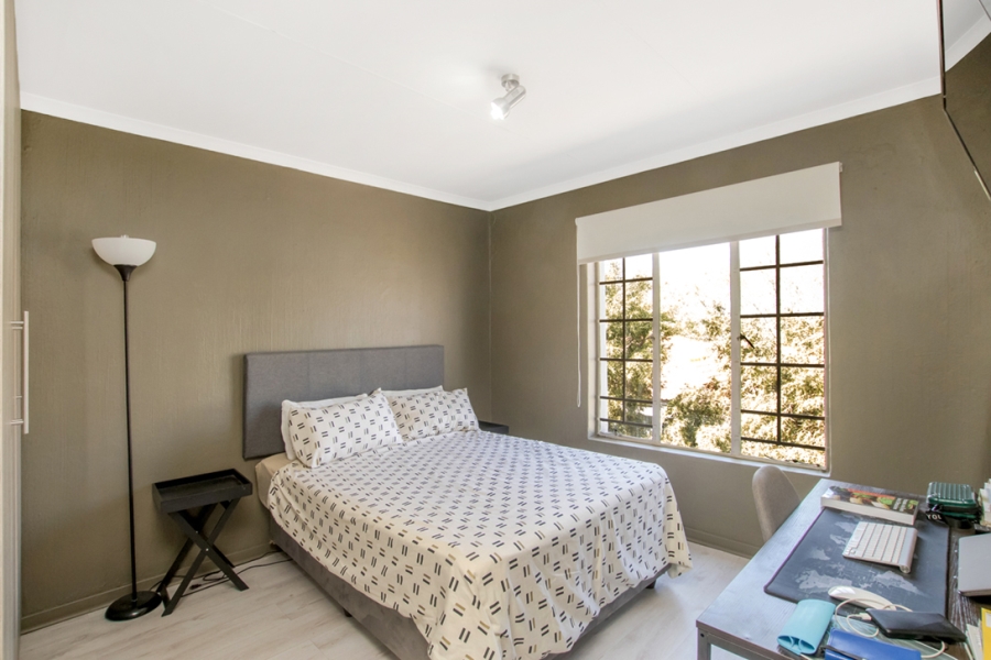 To Let 3 Bedroom Property for Rent in Groblerpark Gauteng