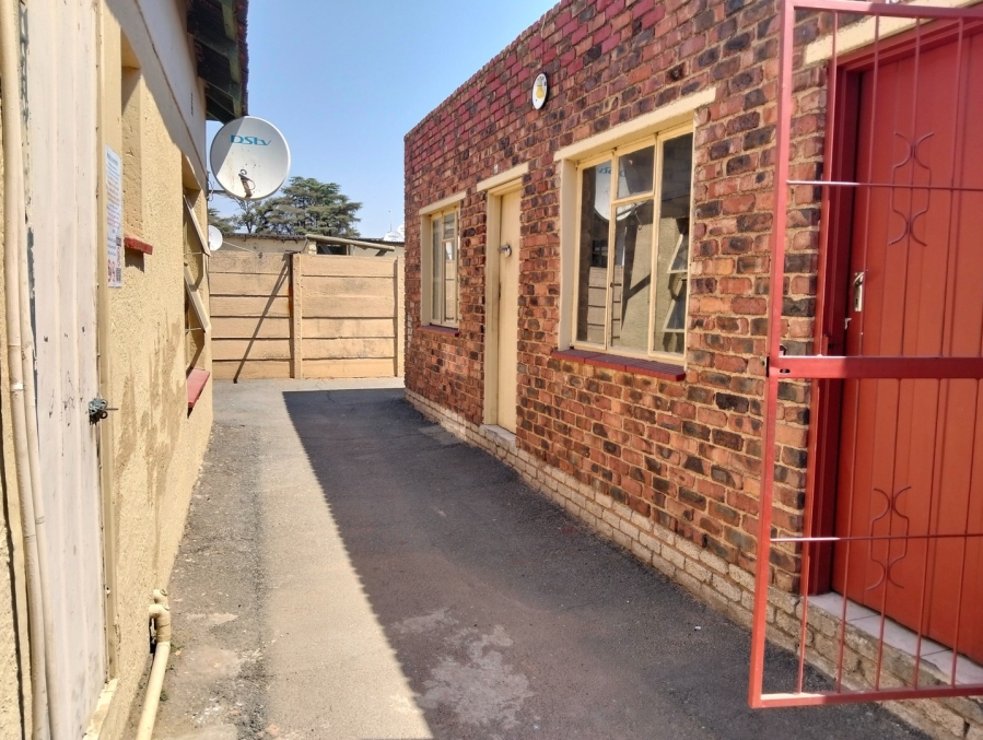 12 Bedroom Property for Sale in Brakpan Central Gauteng