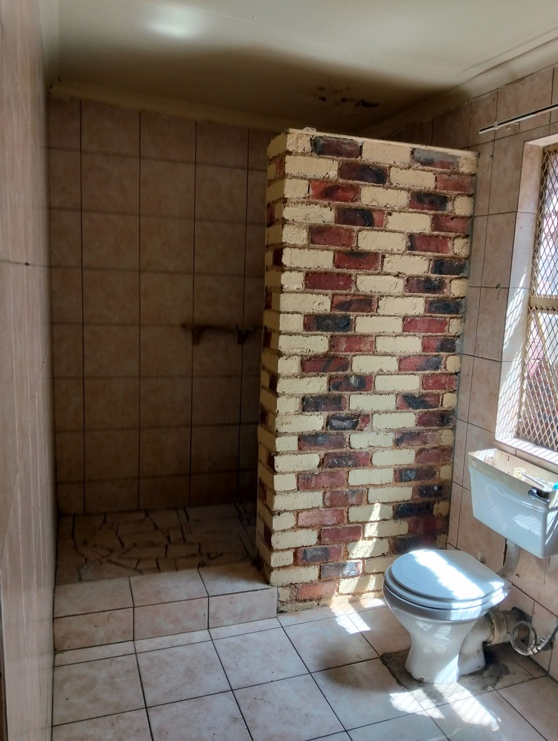 12 Bedroom Property for Sale in Brakpan Central Gauteng