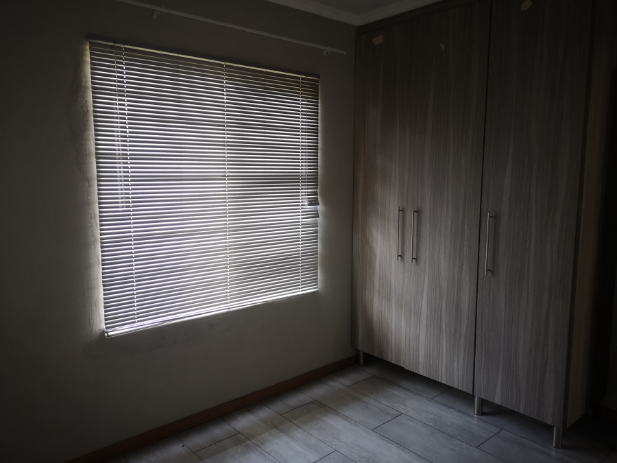 3 Bedroom Property for Sale in Kookrus Gauteng