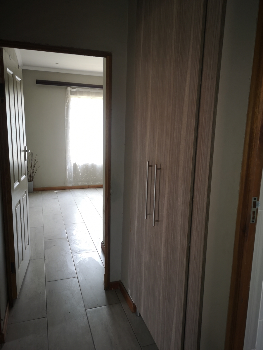 3 Bedroom Property for Sale in Kookrus Gauteng