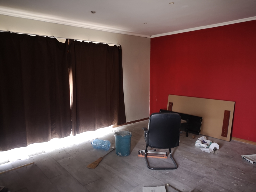 3 Bedroom Property for Sale in Kookrus Gauteng