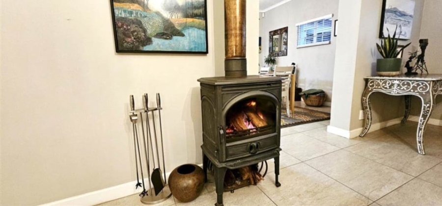 To Let 4 Bedroom Property for Rent in Menlo Park Gauteng