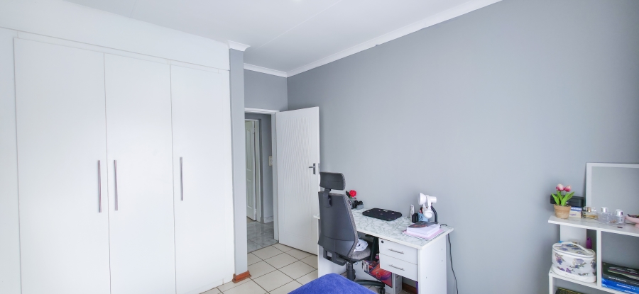 4 Bedroom Property for Sale in Moreleta Park Gauteng