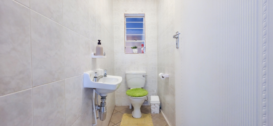 4 Bedroom Property for Sale in Moreleta Park Gauteng